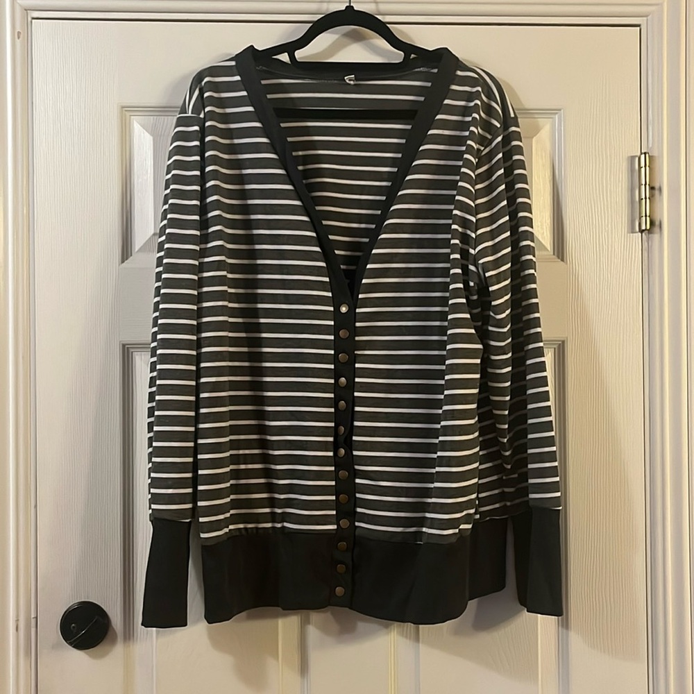 Women’s Striped Cardigan